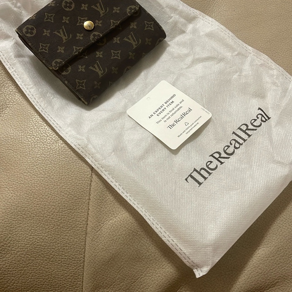 ✨SOLD✨Louis Vuitton Brown Monogram Wallet and Card Holder